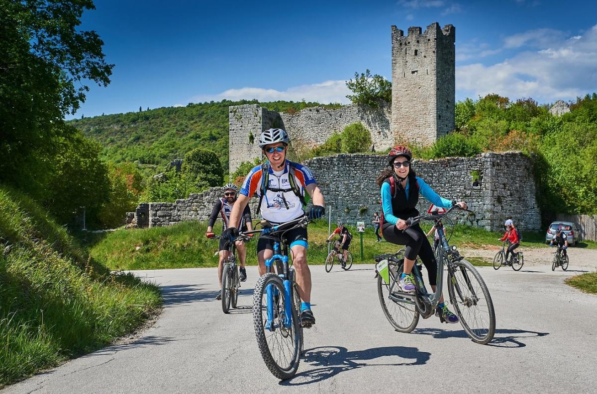 Slikovni rezultat za weekend bike & gourmet tour 2018