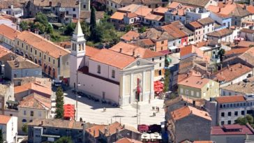 Trg slobode u Poreču - Foto TZ