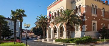 gradska uprava poreč palača