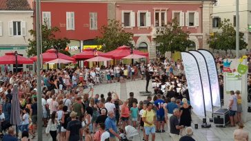 Trg slobode u Poreču - Ilustracija - Koncert 2019.