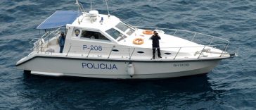 pomorska policija