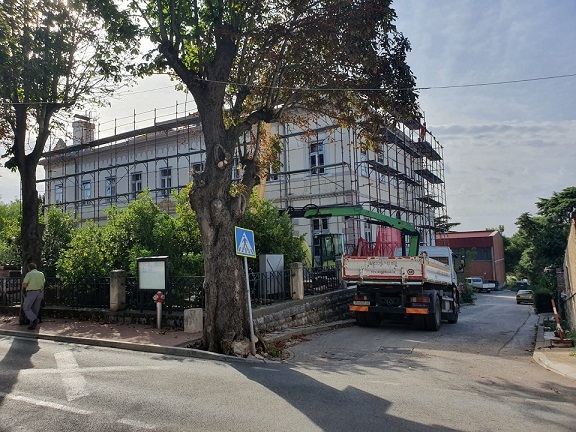 VIŠNJAN: Novi krov za školu vrijedan 625 tisuća kuna VIŠNJAN: Novi krov za školu vrijedan 625 tisuća kuna