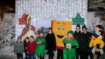 Paljenjem tisuću lampica startao Advent Poreč – večeras nastupaju Neno Belan i Fiumensi, sutra Hit Revival Band Paljenjem tisuću lampica startao Advent Poreč – večeras nastupaju Neno Belan i Fiumensi, sutra Hit Revival Band