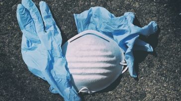 korona covid maske rukavice maska