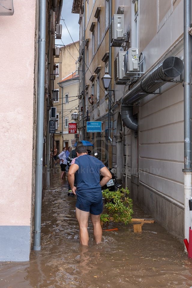 ISTRAMET: Istra dobro prošla, potop u Zagrebu