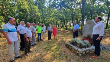 rušnjak tradicionalni susret polaganje vijenaca