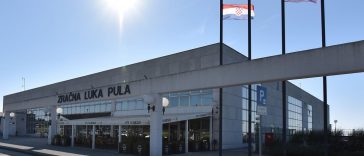 Foto Zračna luka Pula