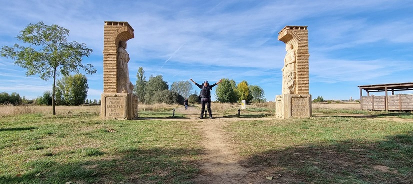 DENIZA PARIS MARINOVIĆ FUNTANA CAMINO DE SANTIAGO