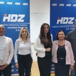 foto tanja kocijančić Novo vodstvo HDZ-a u Poreču ivana barišić u sredini