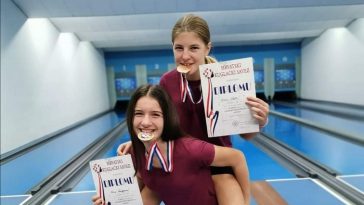 nina gašparini i nika štetić žkk istra kuglanje