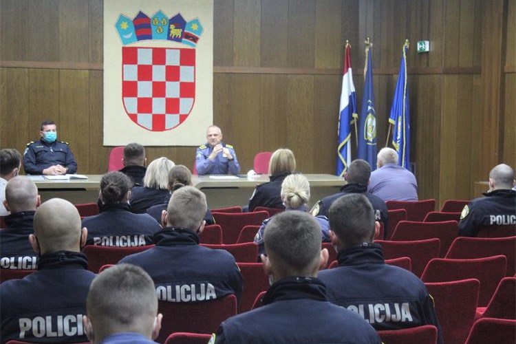 vježbenici policajci policijska uprava istarska