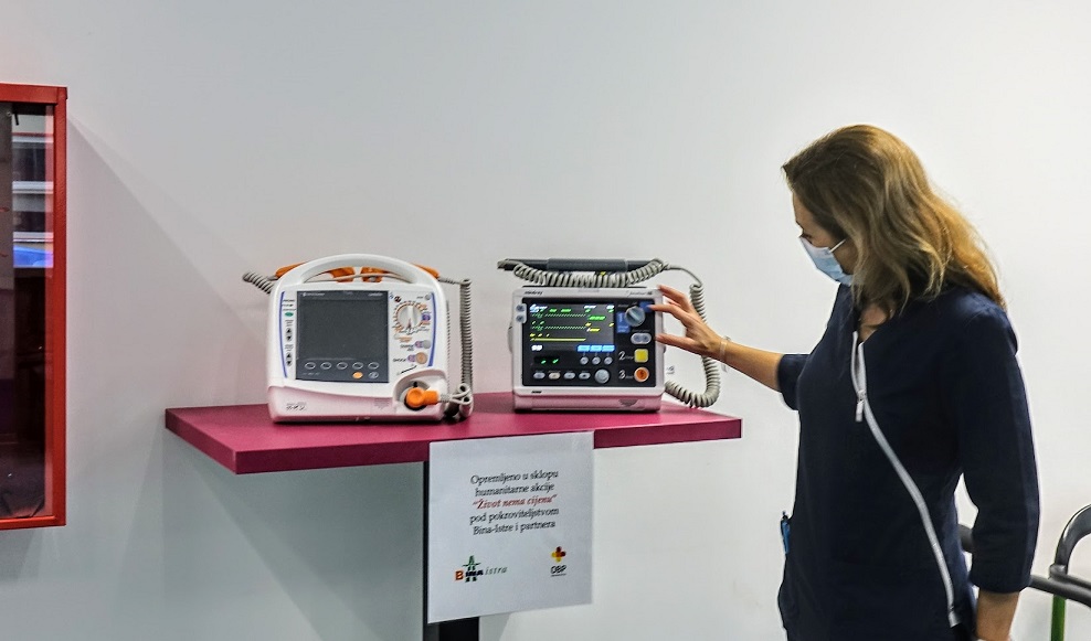defibrilatori bina istra donacija pulska bolnica