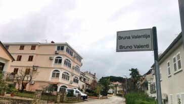 porec-ulica-bruna-valentija-prosinac-2021-foto-tanja-kocijancic.jpg