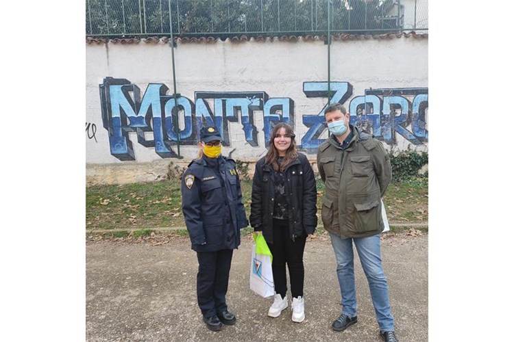 Nagrada je išla u pulsku školu - Foto PU istarska policija