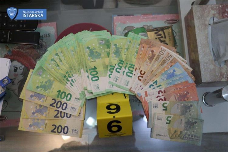 duhan zločinačka organizacija duhan novac euri foto pu istarska policija mup