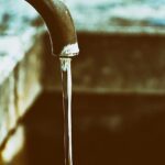 špina voda bez vode ilustracija pixabay