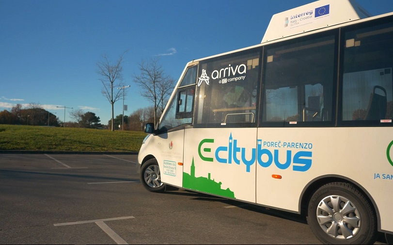 Električni mini bus - Foto Grad Poreč