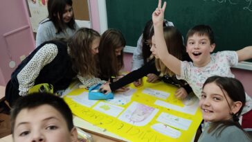 Foto Zdravi grad Poreč - Djeca u talijanskoj školi škola učenici
