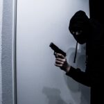 lopov pljačka pištolj pixabay ilustracija razbojnik