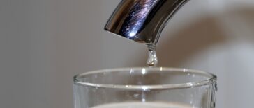 Ilustracija Pixabay voda špina