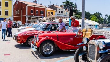 oldtimeri povijesna vozila novigrad prvi maj
