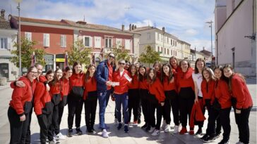Porečke rukometašice i hrvatske reprezentativke u Poreču - foto Hrvatski rukometni savez
