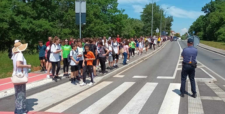 Foto OŠ Finida policija