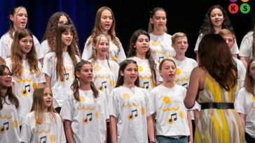 Foto FAKS - Festival u Poreču zbor umjetničke škole poreč