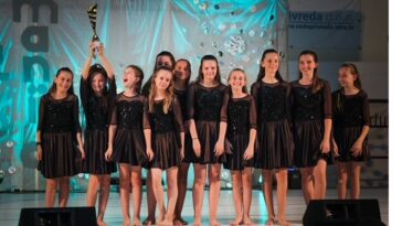 Plesomanija - Foto Studio za izvedbene umjetnosti MOT 08 Poreč