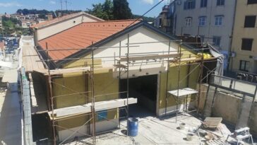 Ribarnica na tržnici - Foto Usluga Poreč