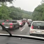 Gužva na putu za granični prijelaz Kaštel - Foto Tanja Kocijančić slovenija auti kolone