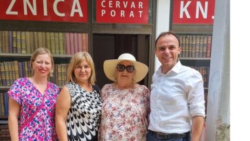 Foto Grad Poreč irides loris červar porat knjižnični