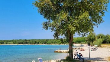 plaža foto grad poreč