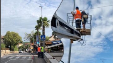 Postavljanje kamere za nadzor brzine u Funtani - Foto Tanja Kocijančić