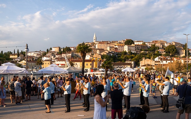 Foto TZ Vrsar riva ribarska fešta srpanj 2022