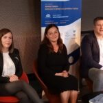 Fotografija – sudionici na press konferenciji s lijeva na desno: Anita Pilat POUP, Bernard Šešo DIP Rijeka, Karmen Vučetić DIP Rijeka, Snježana Radetić POUP, Andrej Marušić DANTE Rijeka, Lorena Rajko D.I.Poreč, Giulia Ukušić Šalja Polidor kamp