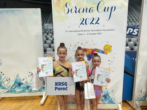 Porečke-gimnastičarke-1-sirena-cup