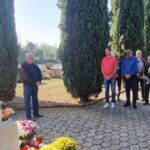 Funtana - Foto Neven Laković 2022 groblje cvijeće vijenci svijeće svi sveti