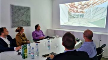 Foto Grad Poreč - Sastanak u Uslugi