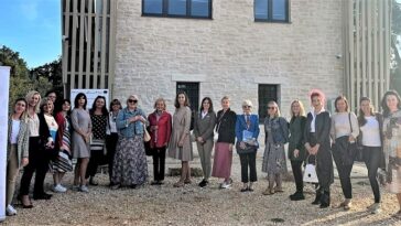 Foto udruga poslovnih žena KRUG - obranak Istra u ZEC-u u Kontiji