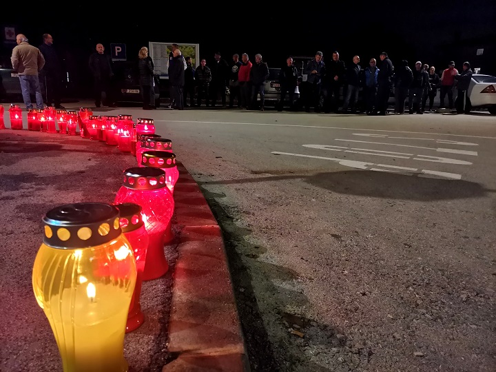 Lampioni u Funtani za žrtve Vukovara i Škabrnje - Foto Tanja Kocijančić