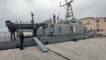 Crofish poreč riva brodovi morh vojni policijski snimil nikolina smoković