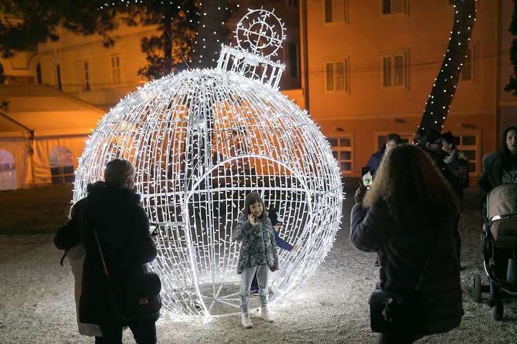 Foto Advent Poreč - Vlakić