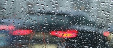 Foto Policijska uprava krapinsko-zagorske - Ilustracija mokra skliska cesta promet