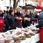 Foto Tanja Kocijančić - Badnjak u Poreču uz besplatan bakalar