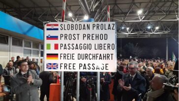 Ukinut granični prijelaz na Plovaniji - Foto Boris Miletić Facebook