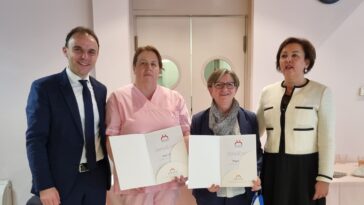 Zahvalnice za sestre Sonju i Dragicu - foto Grad Poreč