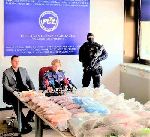 Foto Policijska uprava zagrebačka presica droga oružje