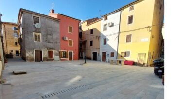 Na Trgu Pozzeto nekoć je bila ribarnica - Foto Grad Novigrad