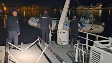 FOTO: PU primorsko-goranska, Stožer CZ Grada Rijeke policija pomorska more mup bomba